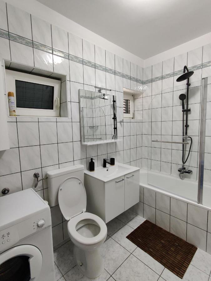 Biuk Apartments Novi Vinodolski Exterior photo